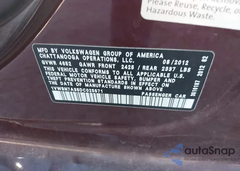 2013 Volkswagen Passat 2.0L Tdi Se z USA, uszkodzony, nr VIN 1VWBN7A35DC025571